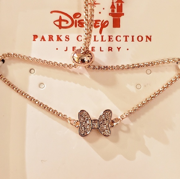DISNEY PARKS SWAROVSKI CRYSTAL BOW BRACELET - Picture 3 of 5